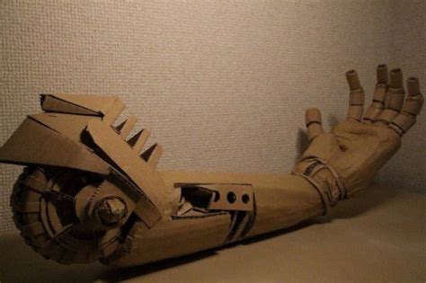 This Artist Creates Life Like Models Out Of Cardboard Am