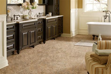 Your main goal with bathroom flooring is choosing a type that won't be ruined by moisture in two years. Bathroom Flooring | Bathroom Flooring Options