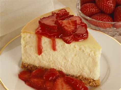 Cheesecake With Strawberry Sauce Recipe Eatsmarter