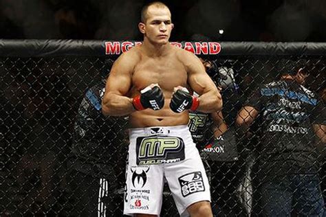 Junior Dos Santos Predicts A Knockout In Ufc Matchup With Shane