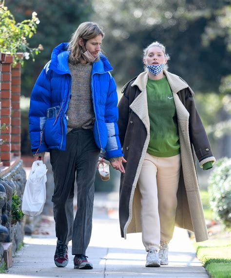 Pregnant Elsa Hosk And Tom Daly Out For Breakfast In Pasadena