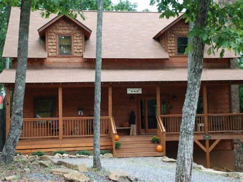 500 cabins to book online from $75 per night direct from owner for helen, ga. Three Bears Cabin on Sal Mountain, Helen, GA Has Terrace ...