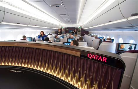 The aircraft has been configured to seat 517 passengers on. A350 XWB News: Qatar Airways A350 cabin details.