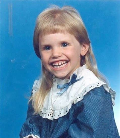 The 80s hairstyles are so charming that it causes you to remember the retro days with no hindrance. Frisyrer som aldrig borde bli retro! - Kommer du ihåg