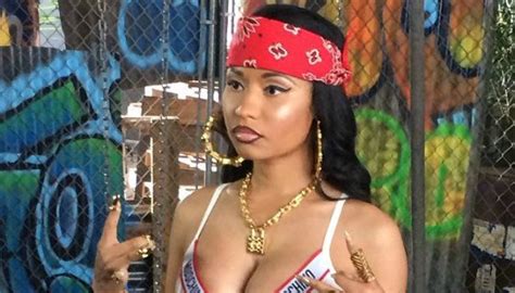 Congrats To Nicki Minaj Her Anaconda Video Breaks Vevo Record 1011