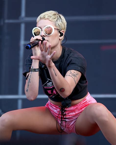 Halsey Got Down In 2016 Lollapalooza Pictures Popsugar