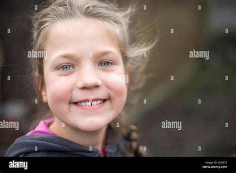 Headshot Child Hi Res Stock Photography And Images Alamy