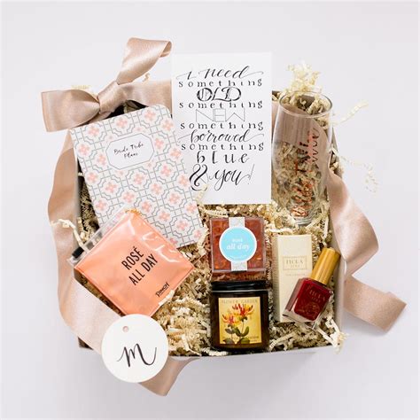 5 Bridal T Boxes To Spark The Warm Fuzzies ⋆ Ruffled