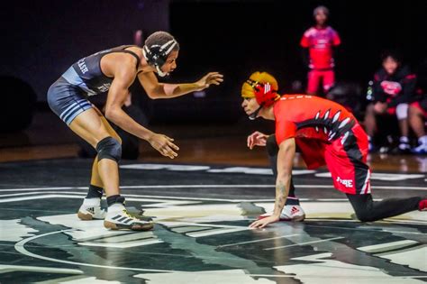 High School Wrestling: Harrisburg vs Susquehanna Township - video