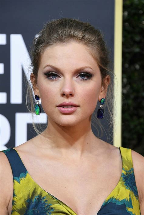 Taylor Swift Golden Globes Taylor Swift Makeup Taylor Swift Style