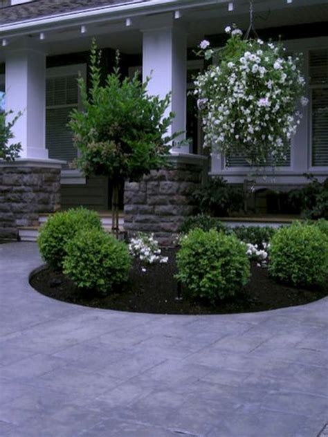 35 Smart Low Maintenance Front Yard Landscaping Ideas Page 27 Of 34