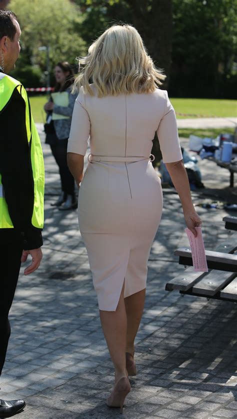 Media Tweets By Holly Willoughbys Bum Hollywillsbum Twitter