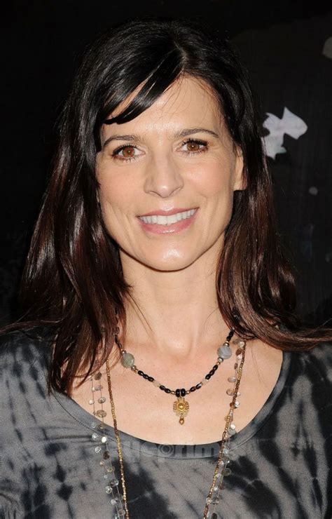 Pictures Of Perrey Reeves