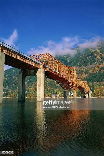 Cantilever Bridge Photos And Premium High Res Pictures Getty Images