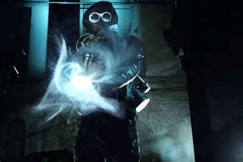 Gotham Mr Freeze Cause A Chill In New Trailer Scifinow Science