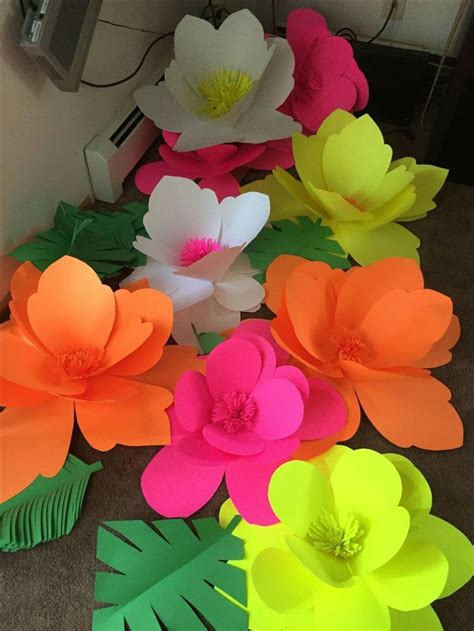 Best 12 Set Of 5 Tropical Paper Flowers And 8 Leaves Page
