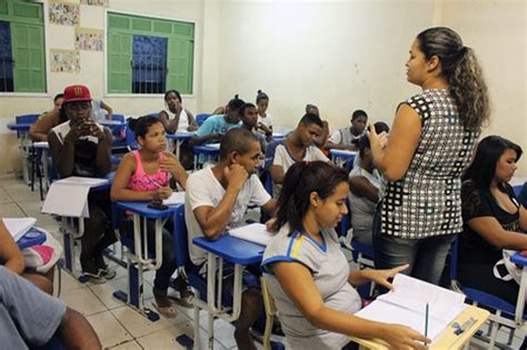 olinda abre 200 vagas em curso de conclusão do ensino fundamental e qualificação profissional