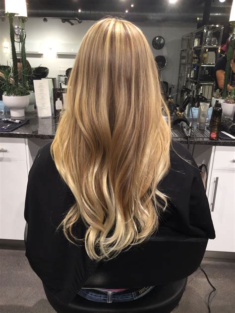 gorgeous sun kissed blonde balayage what is balayage blonde balayage hair inspo color hair