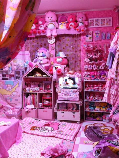 pin by ･ﾟ ┣ ═─ happy sugar injec on sleepy places zzz kawaii room otaku room girly room