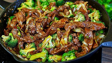 In a large pot with boiling water, cook the noodles according to package directions. Steak and Broccoli Stir Fry Recipe ( Easy Beef & Broccoli ...