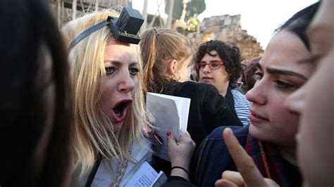 Fights Erupt At Jerusalem S Western Wall After Ultra Orthodox Jewish