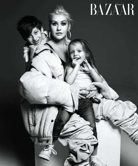 Christina Aguilera With Her Son Max And Daughter Summer Christina Aguilera Celebrity Moms