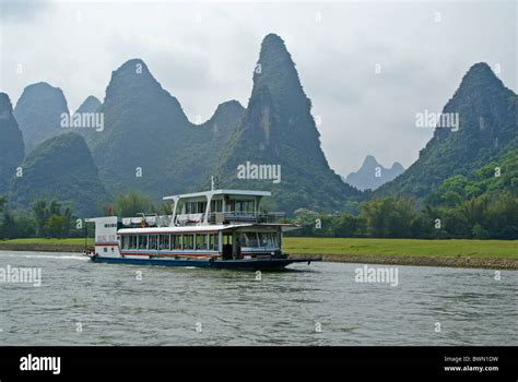Li River Hi Res Stock Photography And Images Alamy