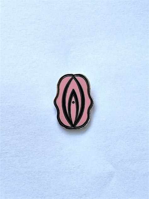 Pin Vagina Pink Qx Shop