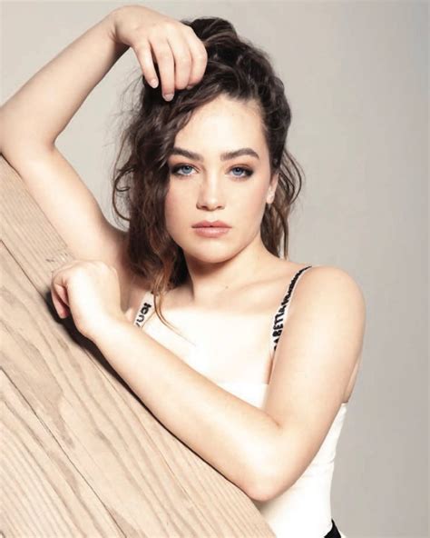 Mary Mouser Sexy Pics Lionie Love