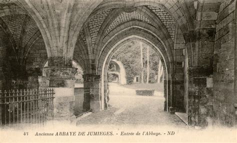 Jumièges Abbey Jumièges France 432 Postcards