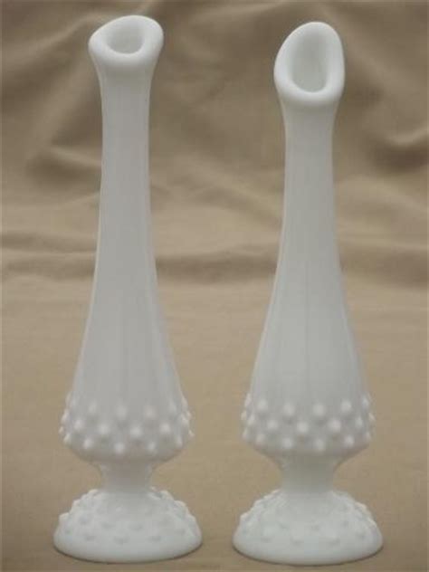 Vintage Fenton Swung Glass Hobnail Milk Glass Flower Bowls And Vases Lot