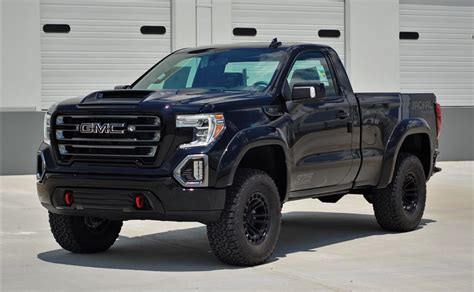 This Gmc Sierra Jackal By Paxpower Packs A Widebody Kit With King