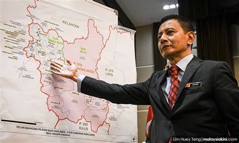 (iv) perkara dalam bidang kuasa parlimen dan dewan undangan. SPR tak terkesan tanpa pesuruhjayanya
