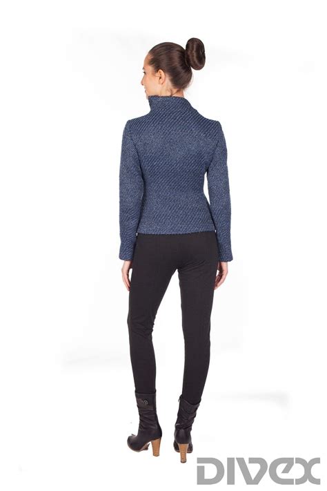 Нашите делови и ежедневни дамски сака ще придадат завършеност на гардероба ви. Сака Сако с асиметричен цип - синьо / САКА / САКА И ...