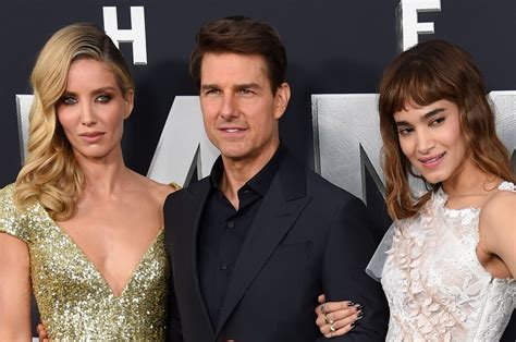 Tom Cruise Report Says Scientology Auditioned Girlfriends