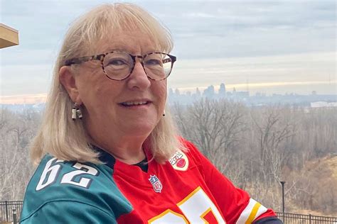Donna Kelce Reveals Which Of Her Sons She S Rooting For At Super Bowl