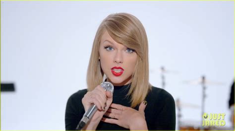 Taylor Swift Shake It Off Music Video Watch Now Photo First Listen Music