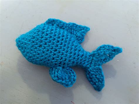 Suvis Crochet Sea Life Blue Chromis