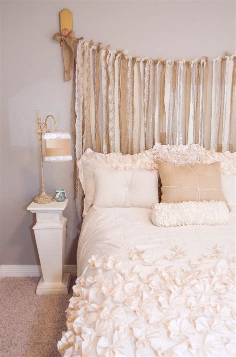 35 Best Shabby Chic Bedroom Design And Decor Ideas For 2017