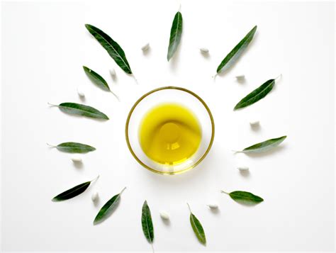 Kako maslinovo ulje doprinosi bujnijoj kosi čišćem licu i čvršćim noktima Orgula