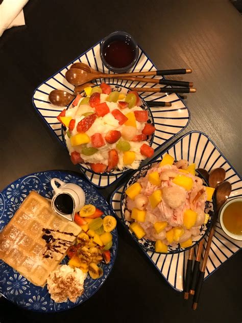 Kuih akok kelantan yang sangat sedap. 15 Tempat Makan Hipster di Kota Bharu (Sedak Dooh!) - Saji.my