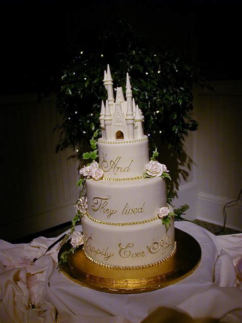 Disneyland Wedding Dreams Disney Wedding Cake Ideas