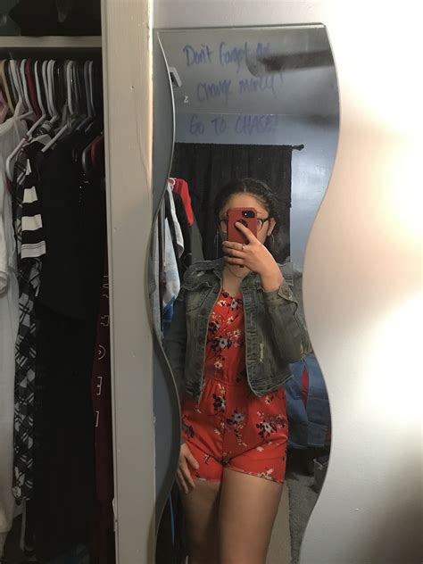 pin by jasmine garcia on outfits for me in own closet outfits mirror selfie selfie