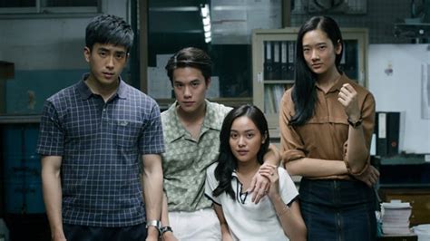 Bad genius, known in thai as chalard games goeng ,a is a 2017 thai heist thriller film produced by jor kwang films and distributed by gdh 559. Film Review— Chalat Kem Kong (Bad Genius) | Kyoto Review ...
