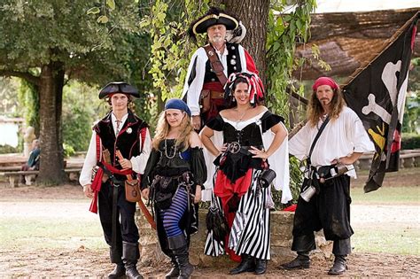The Pirate Crew By Atistatplay On Deviantart