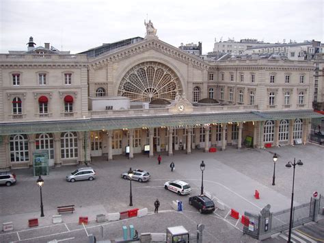 Train Station I Love The Fan Window House Styles Mansions France