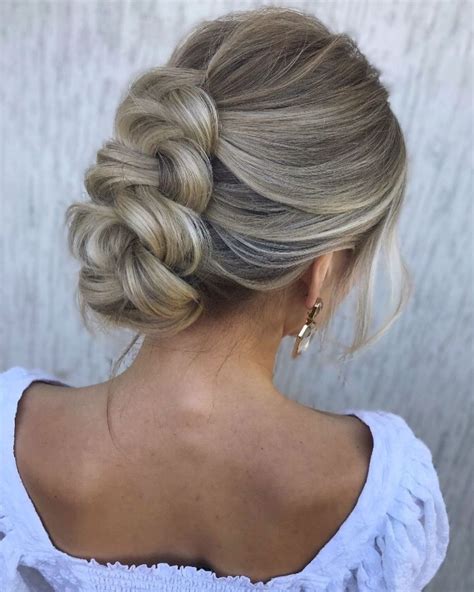 50 Updos For Long Hair To Suit Any Occasion Hair Adviser Long Hair
