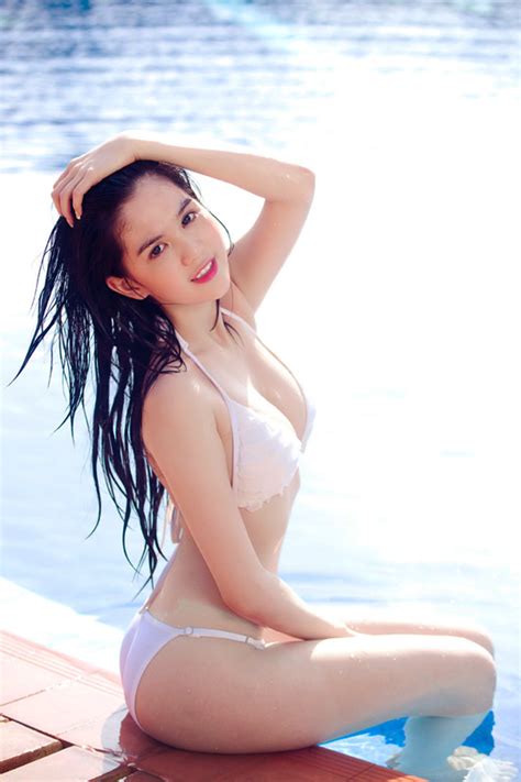 Beauty And Secret X Ngoc Trinh In Bikini