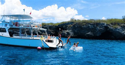 Diving In Curacao With Ocean Encounters Padi And Ssi Dive Shop