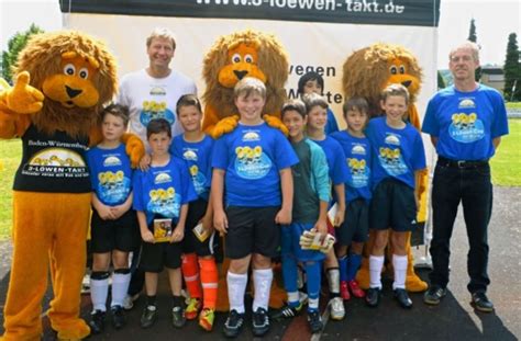 Marbachfußball Aufwärmprogramm Mit Einem Weltmeister